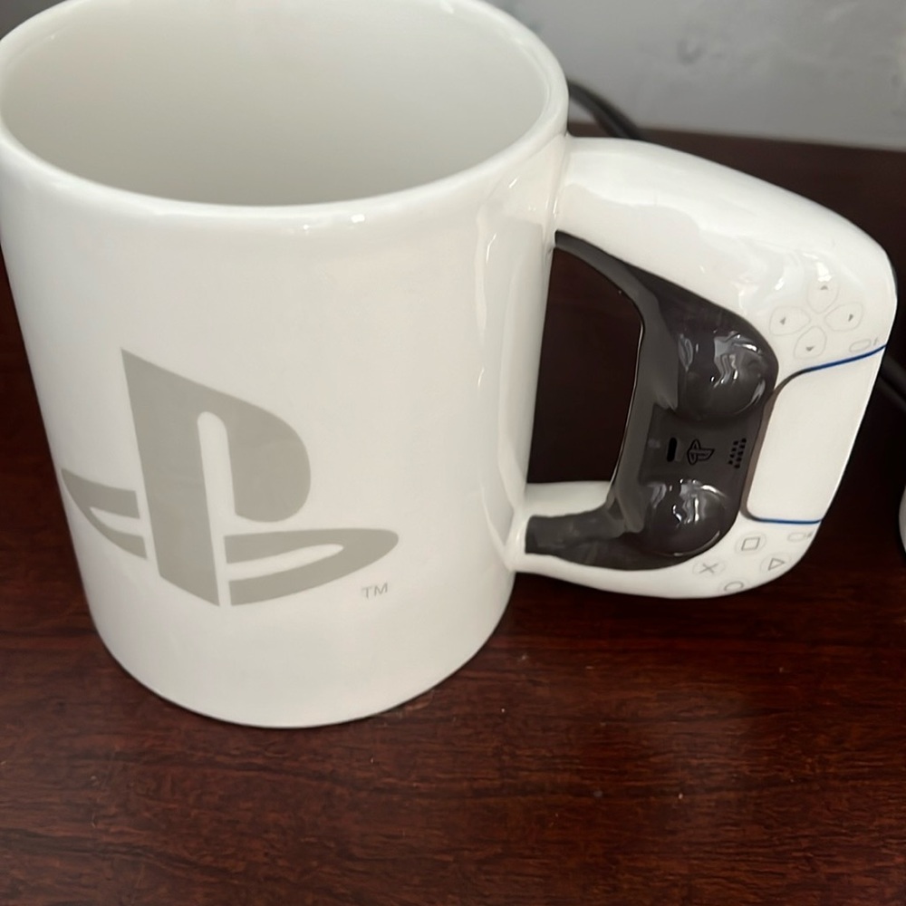 COPY - PlayStation mug. Controller handle BN hard to find brand new